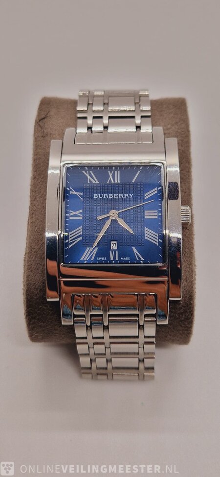 Men s watch Burberry Tank Watch Full set with warranty Onlineauctionmaster
