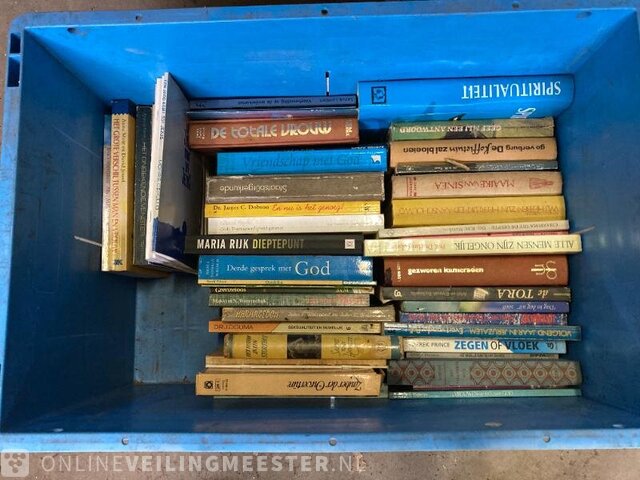 Books in crate »