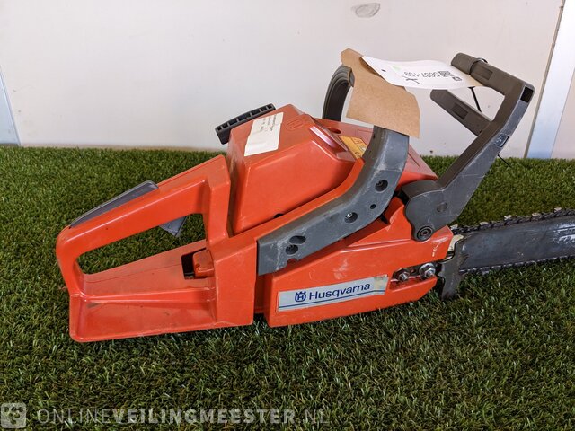 Husqvarna 40 chainsaw discount