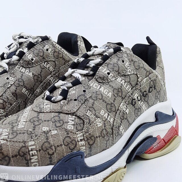 Pair of shoes size 47 Balenciaga Triple S Cloth