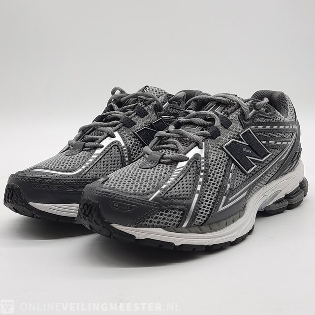 N sports shoes cheap