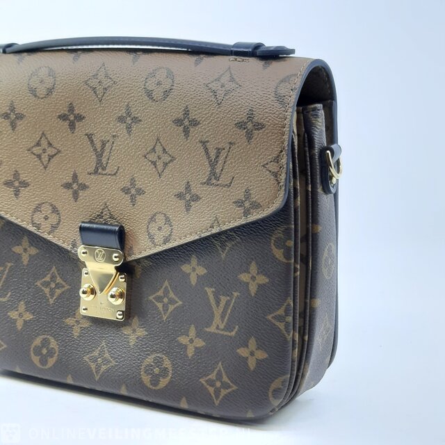 Handbag Louis Vuitton, Pochette Métis - M44876 »